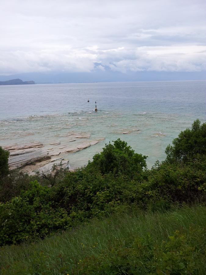 Debora Maison B&B Colombare Di Sirmione Luaran gambar