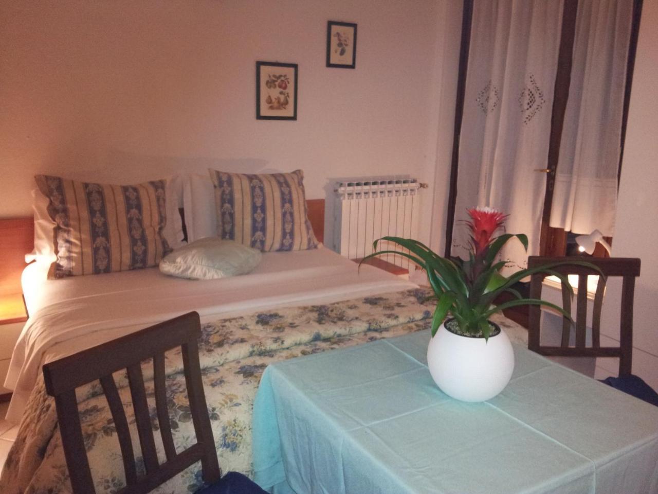 Debora Maison B&B Colombare Di Sirmione Luaran gambar